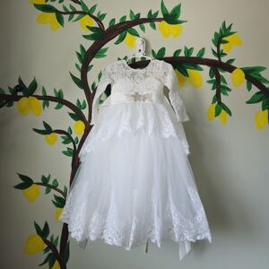 Elegant White Lace Dress